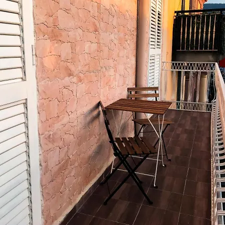 Le Tre Pietre Del Vesuvio Apartment *